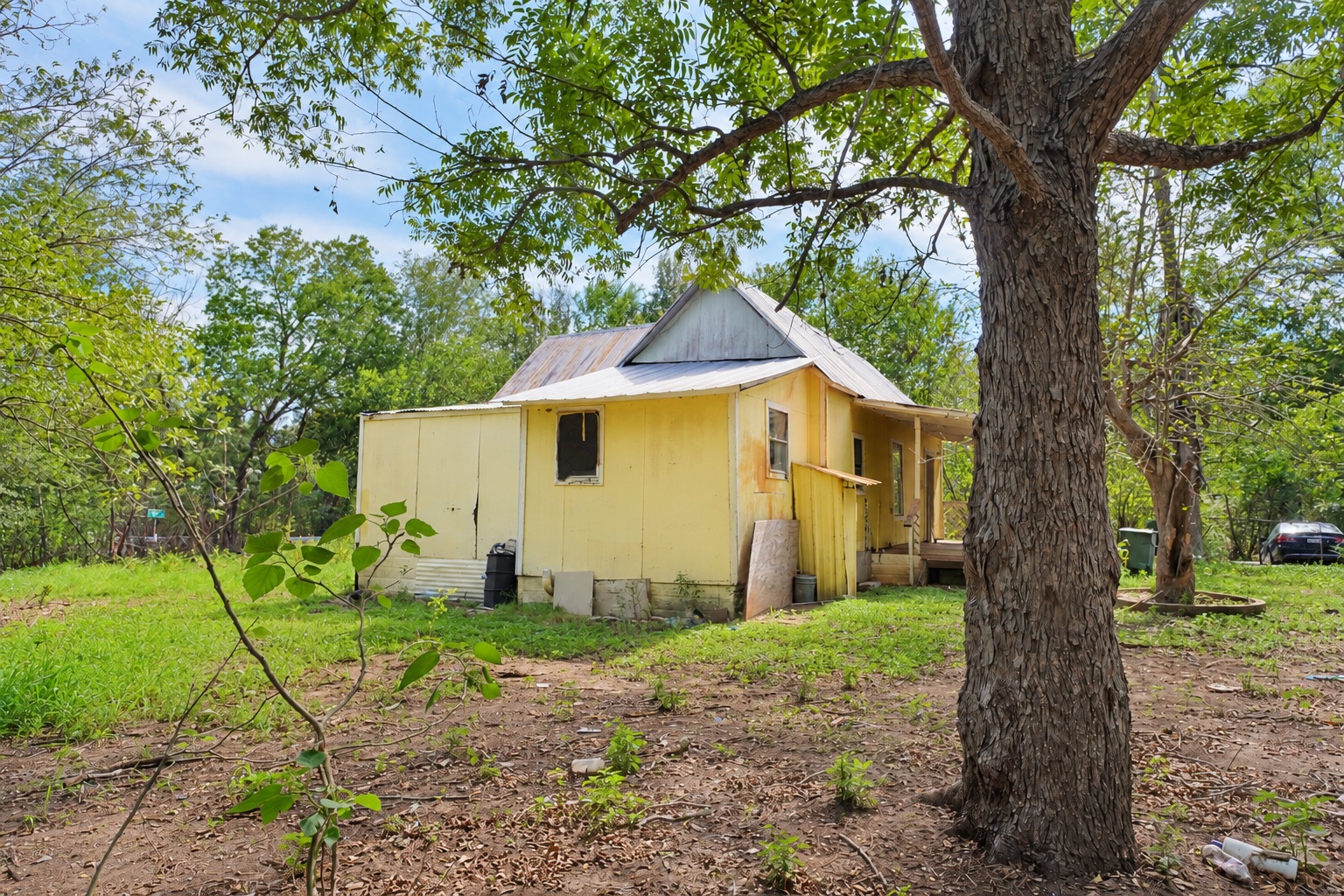 main property photo 3