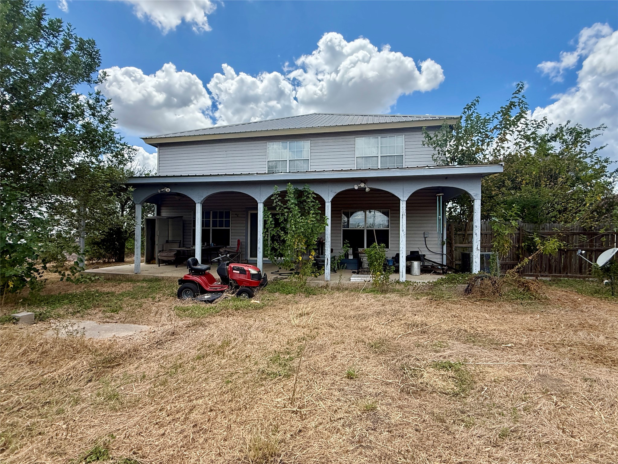 main property photo 22