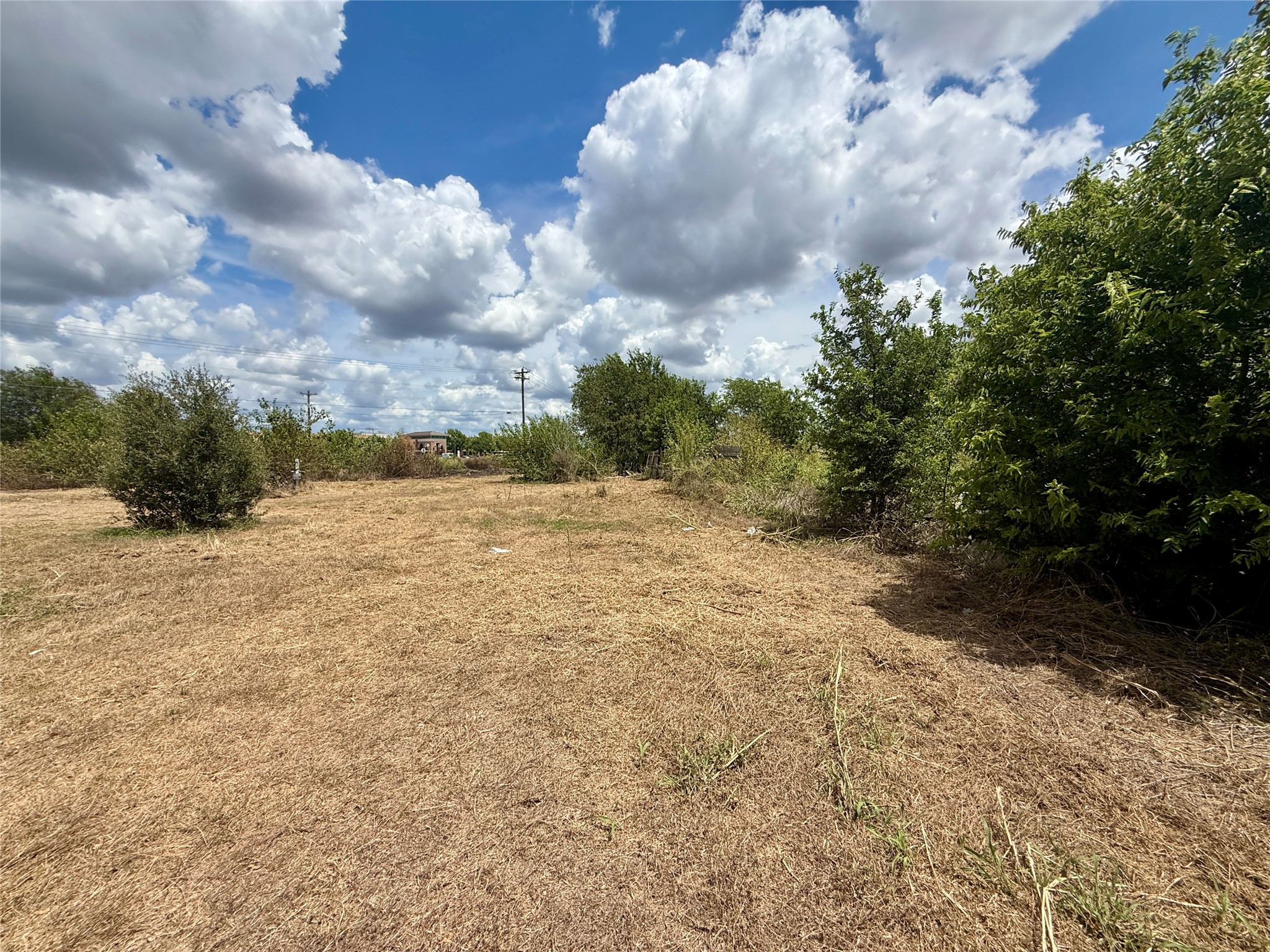 main property photo 25