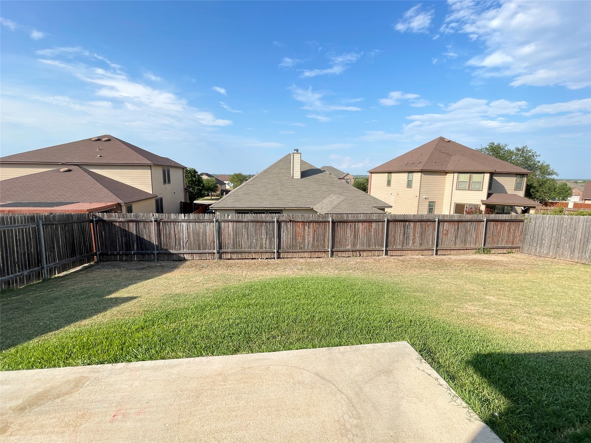 main property photo 19
