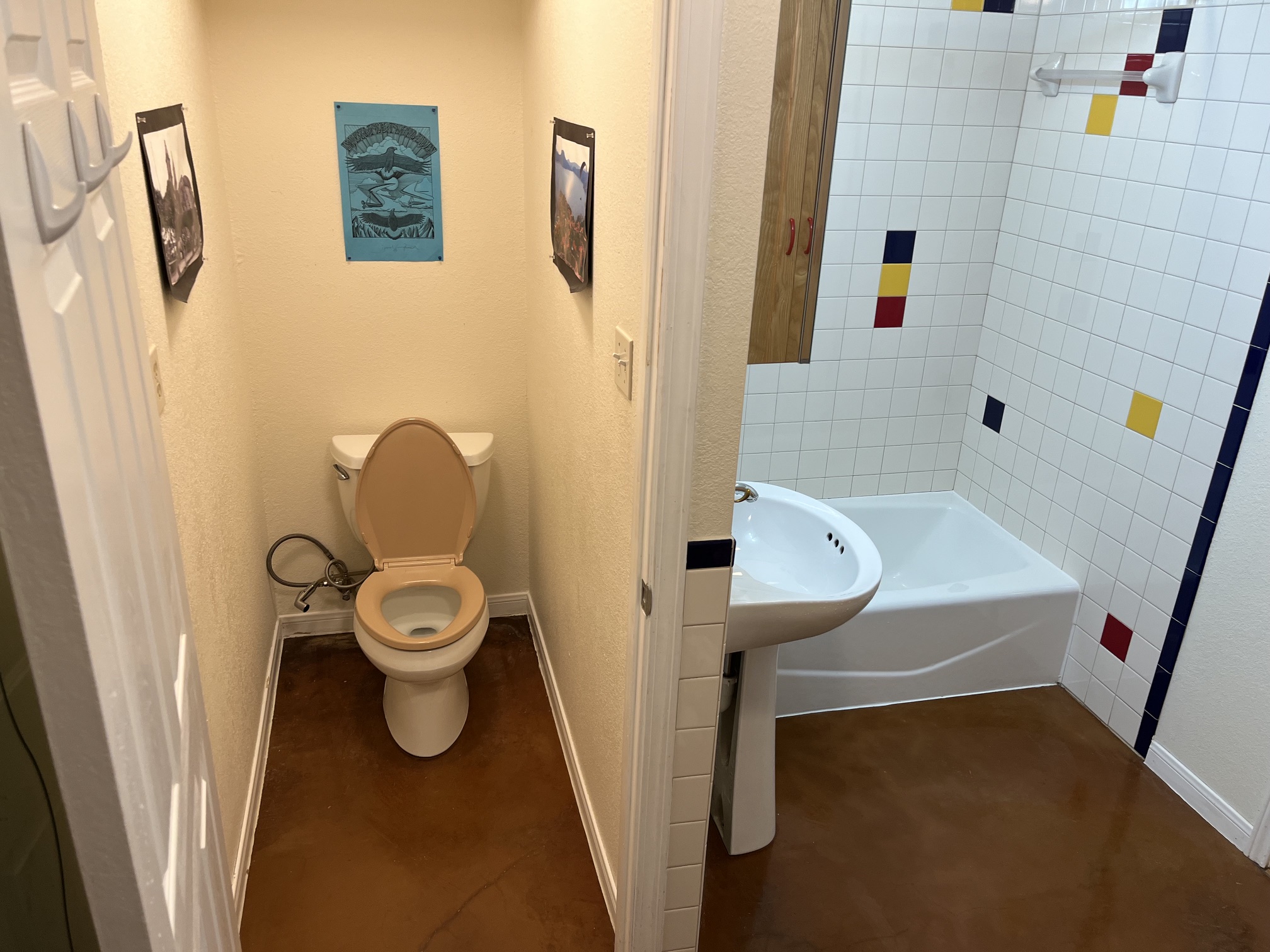 main property photo 11