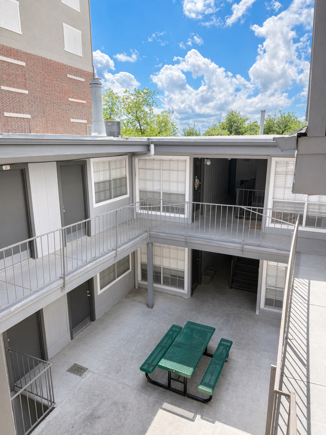 main property photo 10