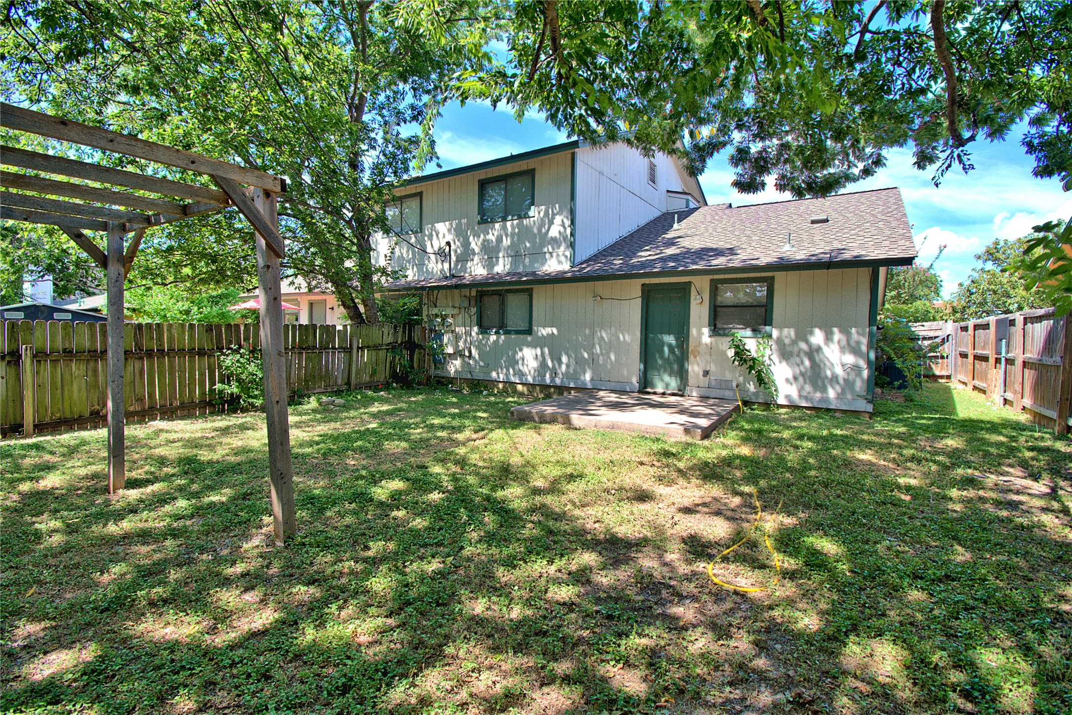 main property photo 18