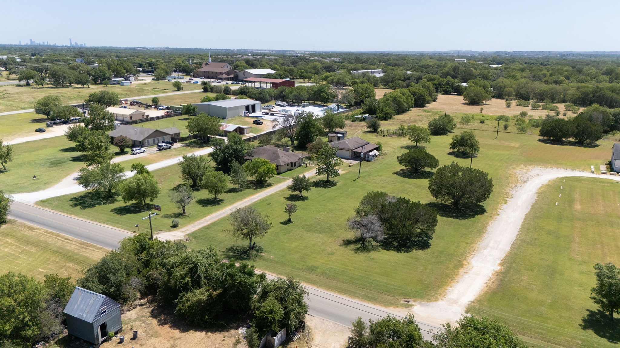 main property photo 4
