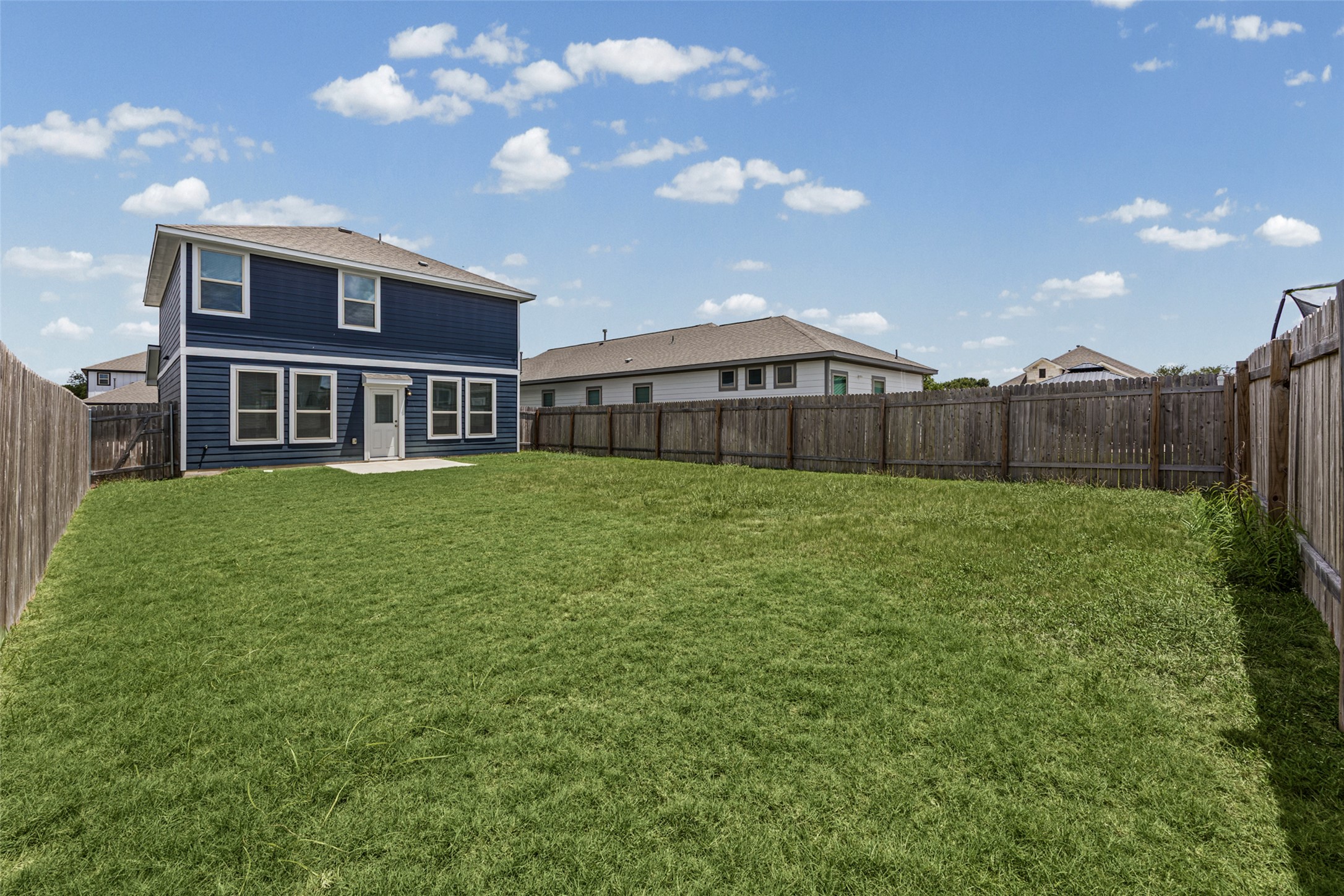 main property photo 22