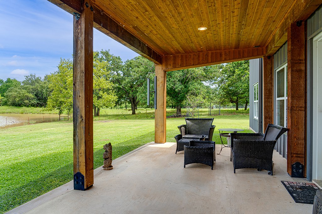 main property photo 31