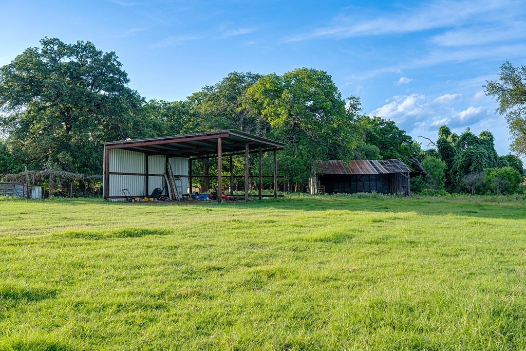 main property photo 34