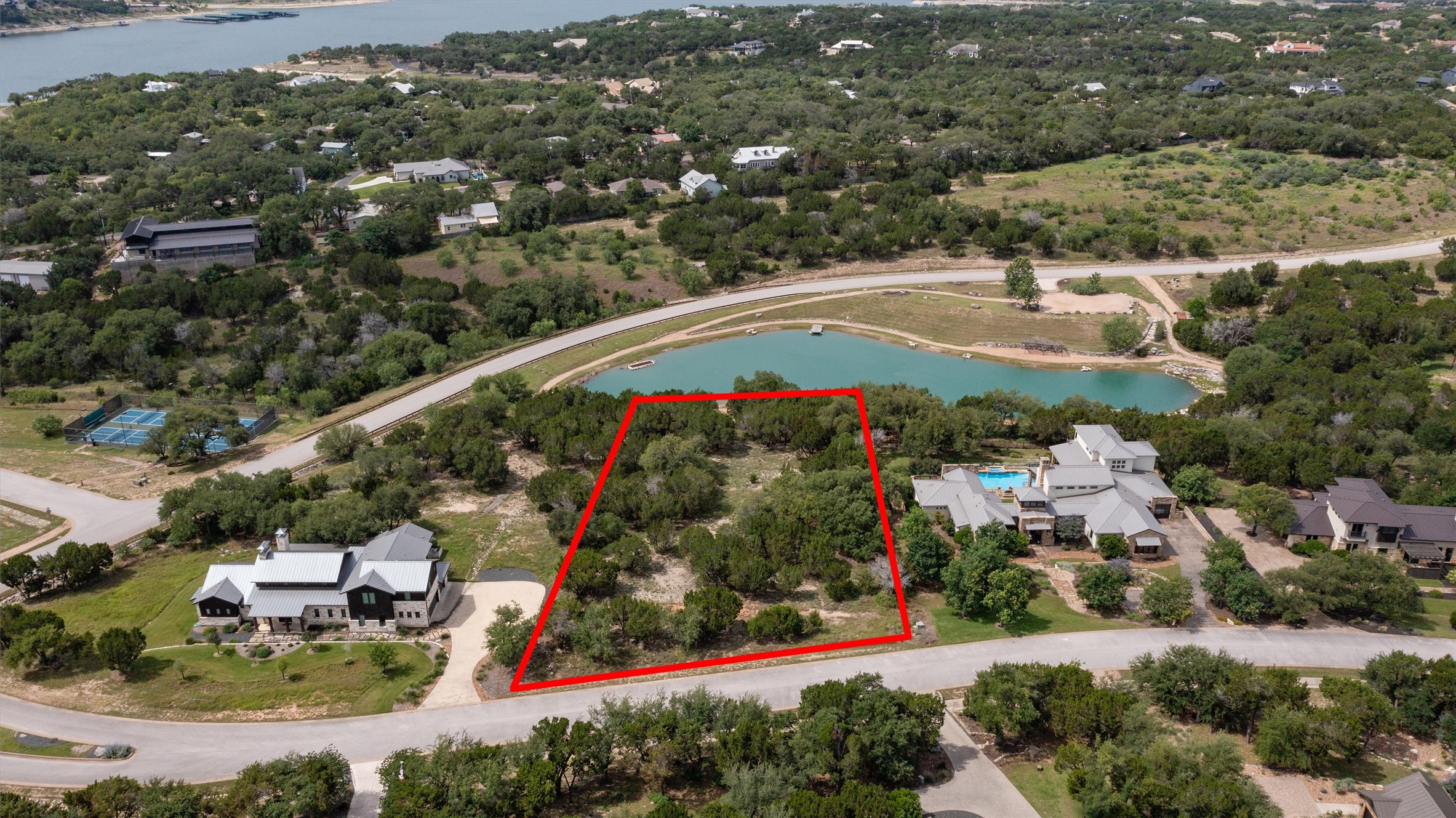 main property photo 8