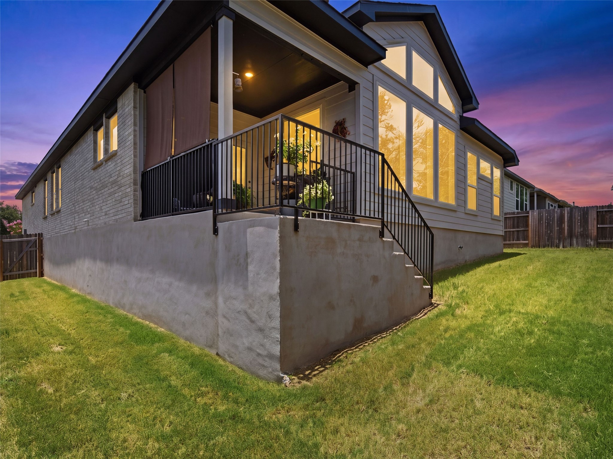 main property photo 36