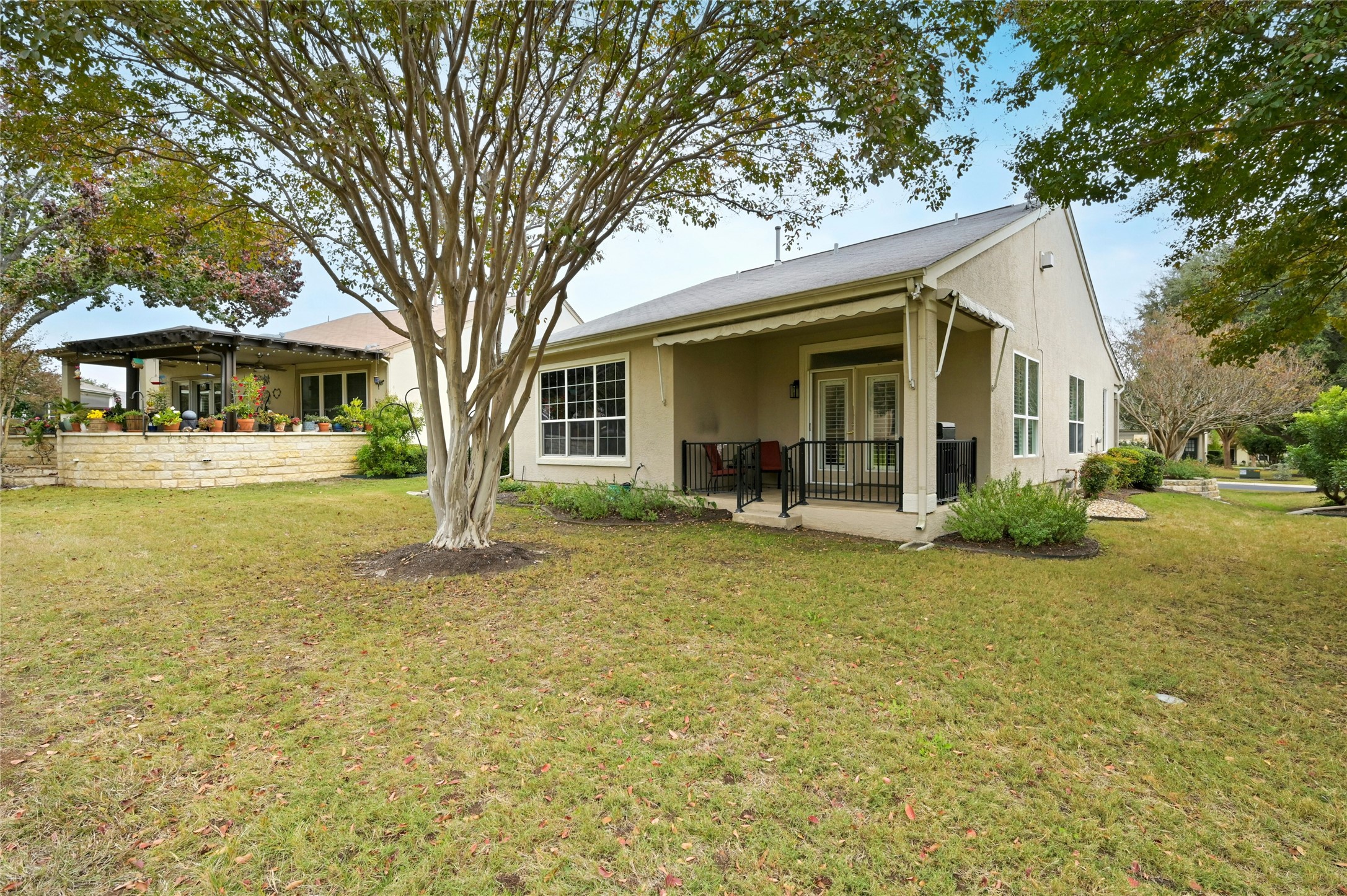 main property photo 27