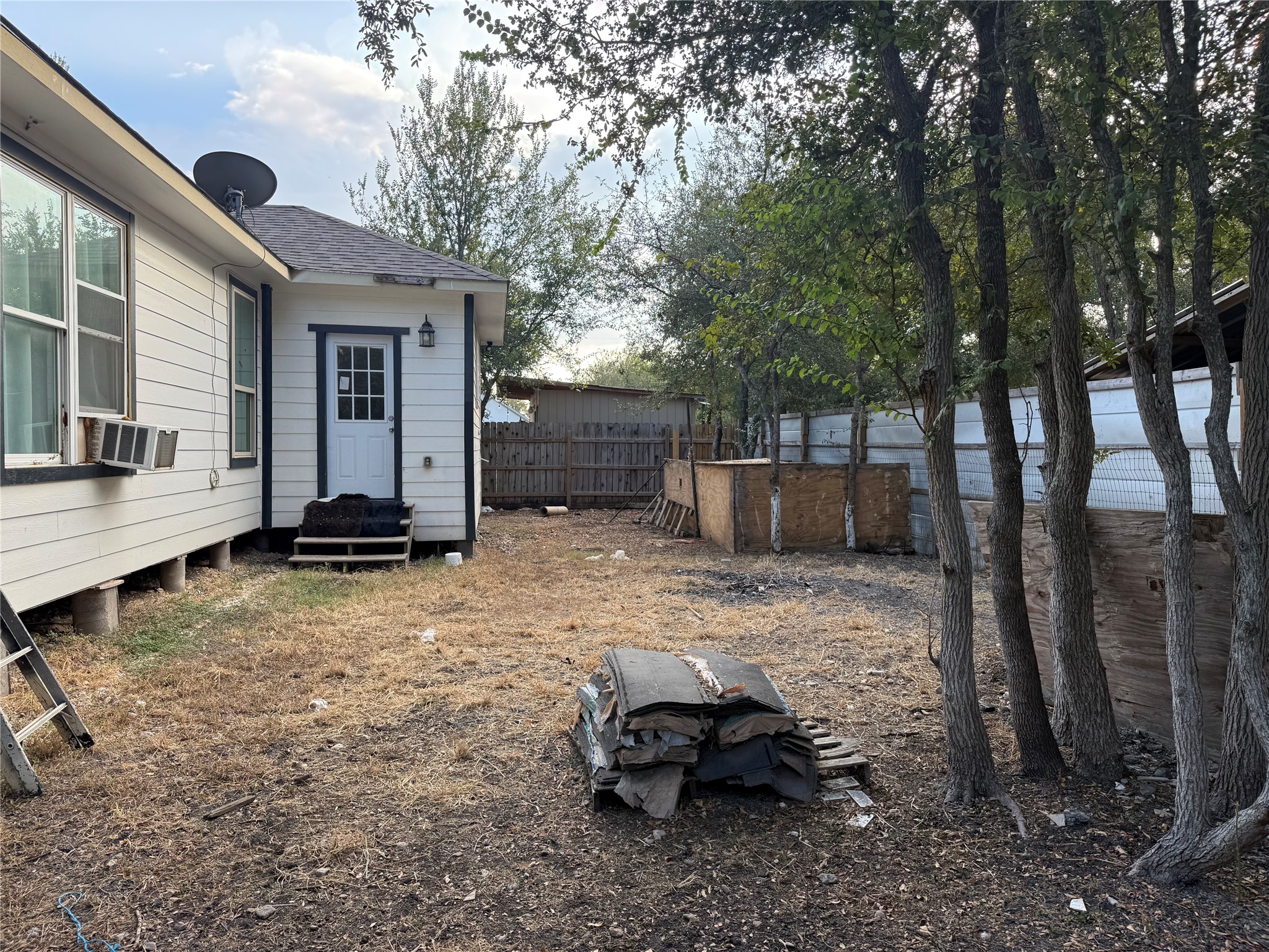 main property photo 19