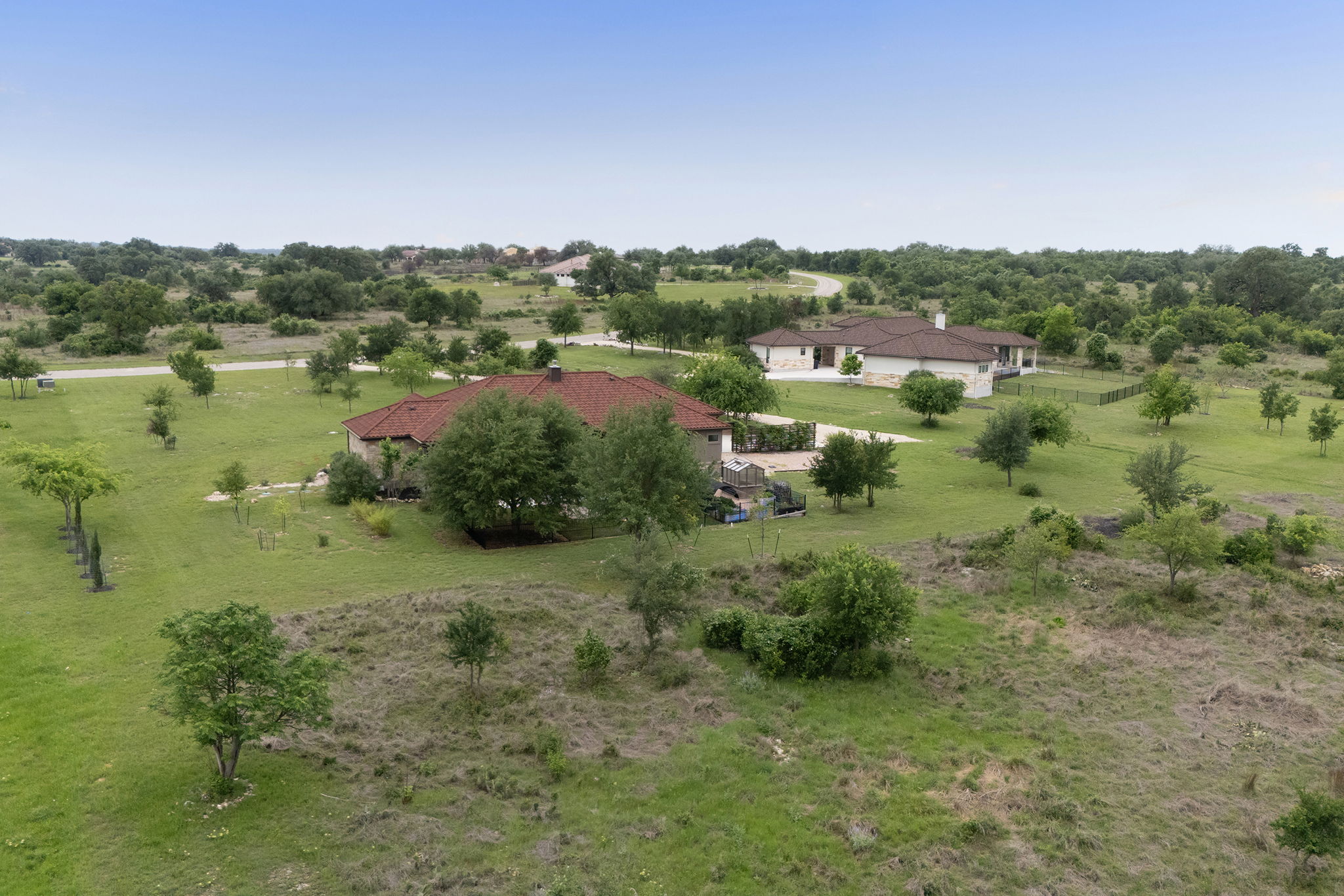 main property photo 33
