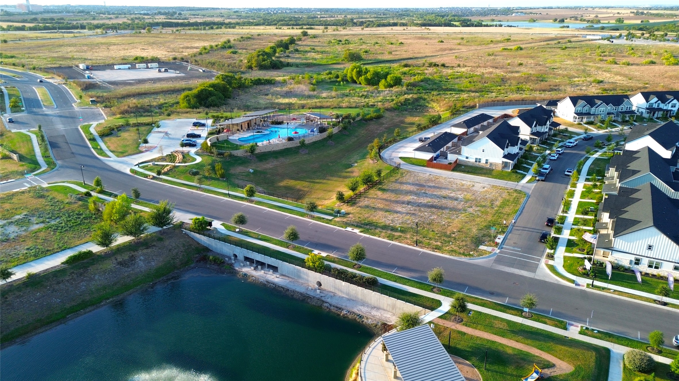 main property photo 12