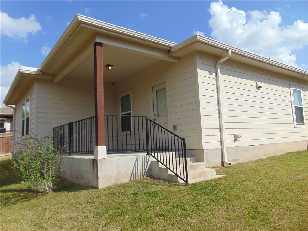 main property photo 13