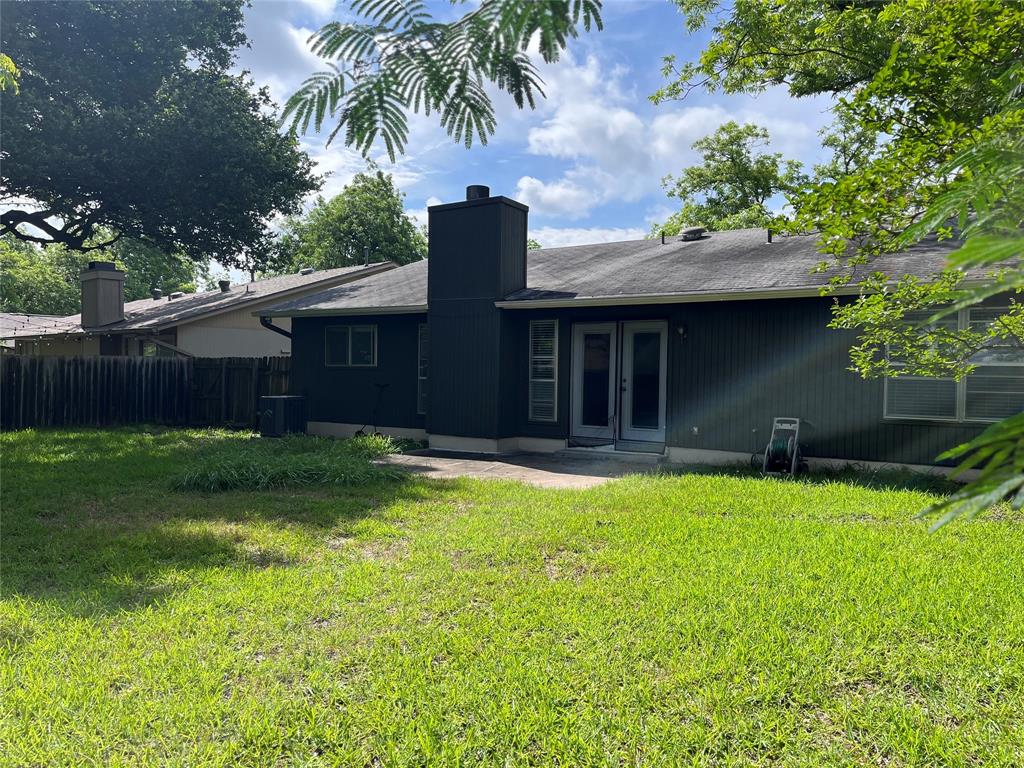 main property photo 10