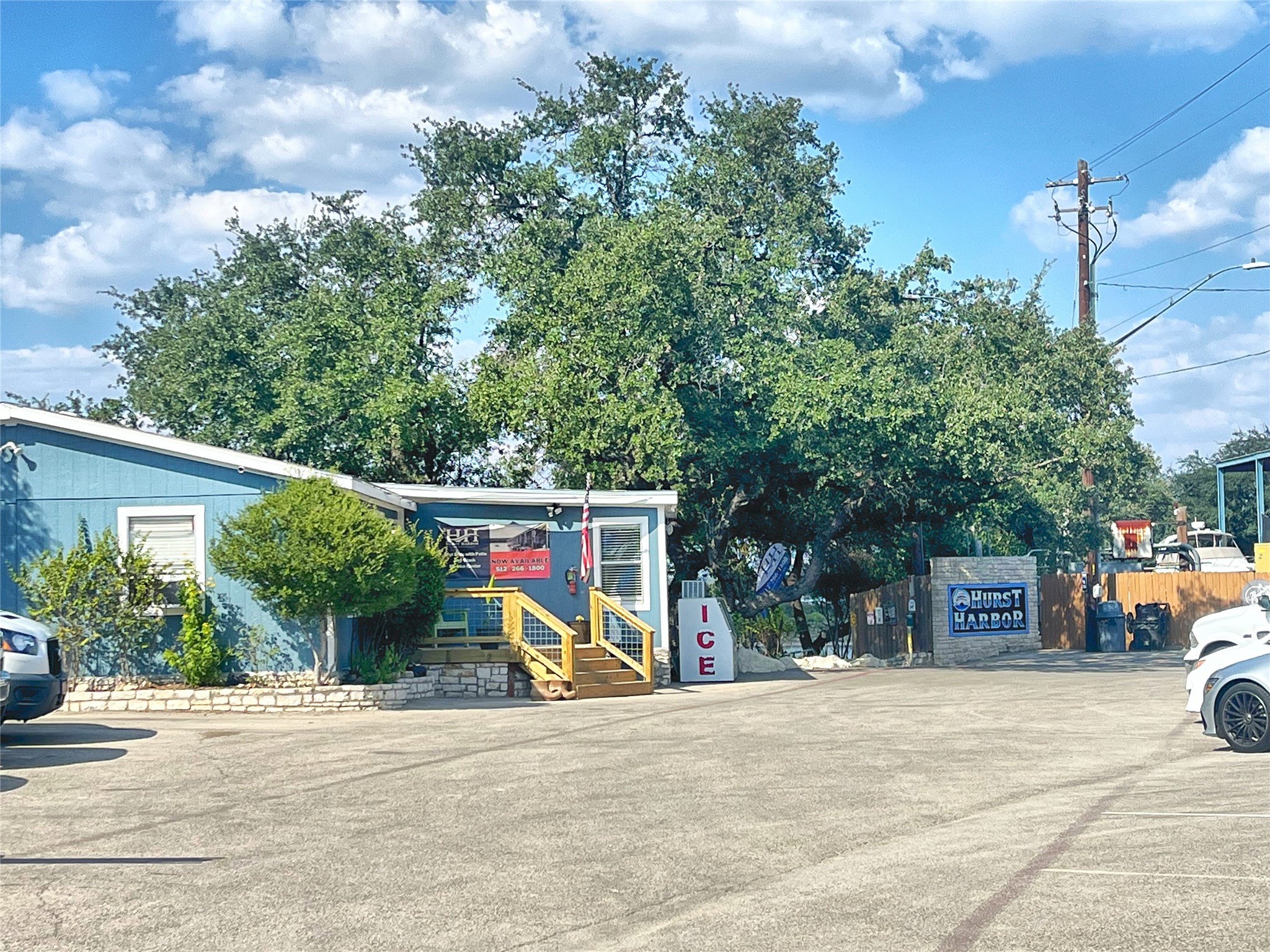 main property photo 14