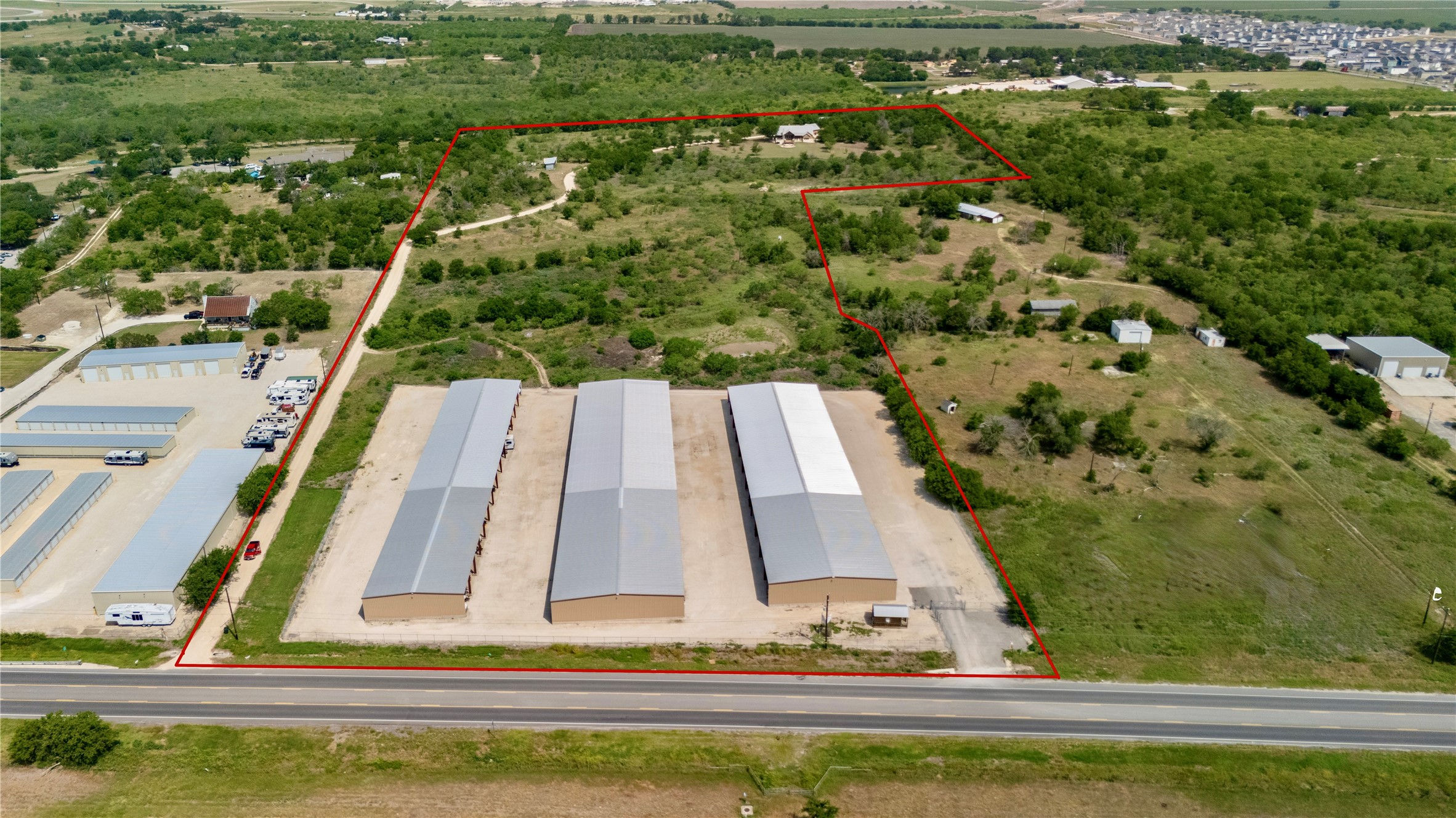 main property photo 3