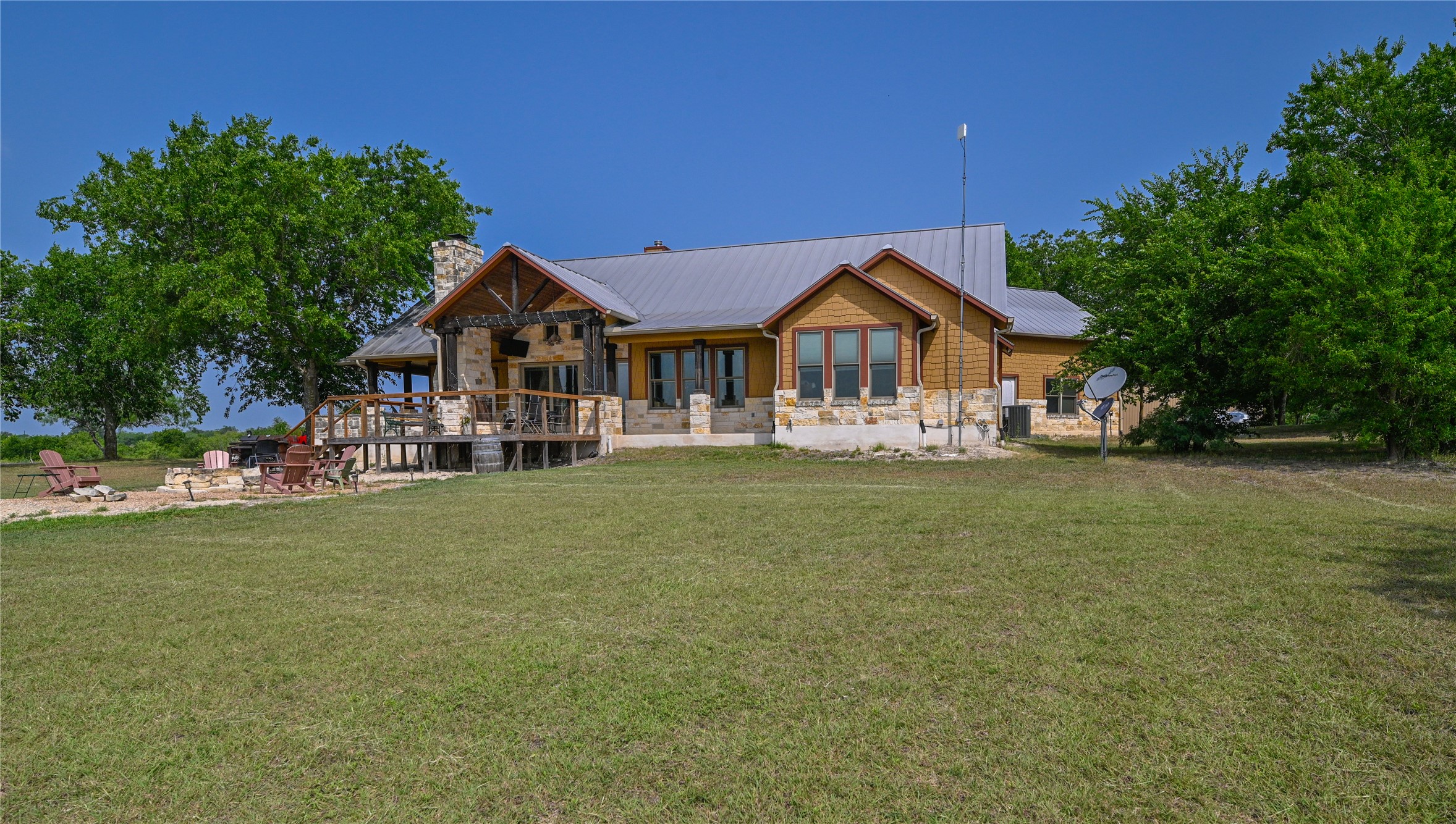 main property photo 31