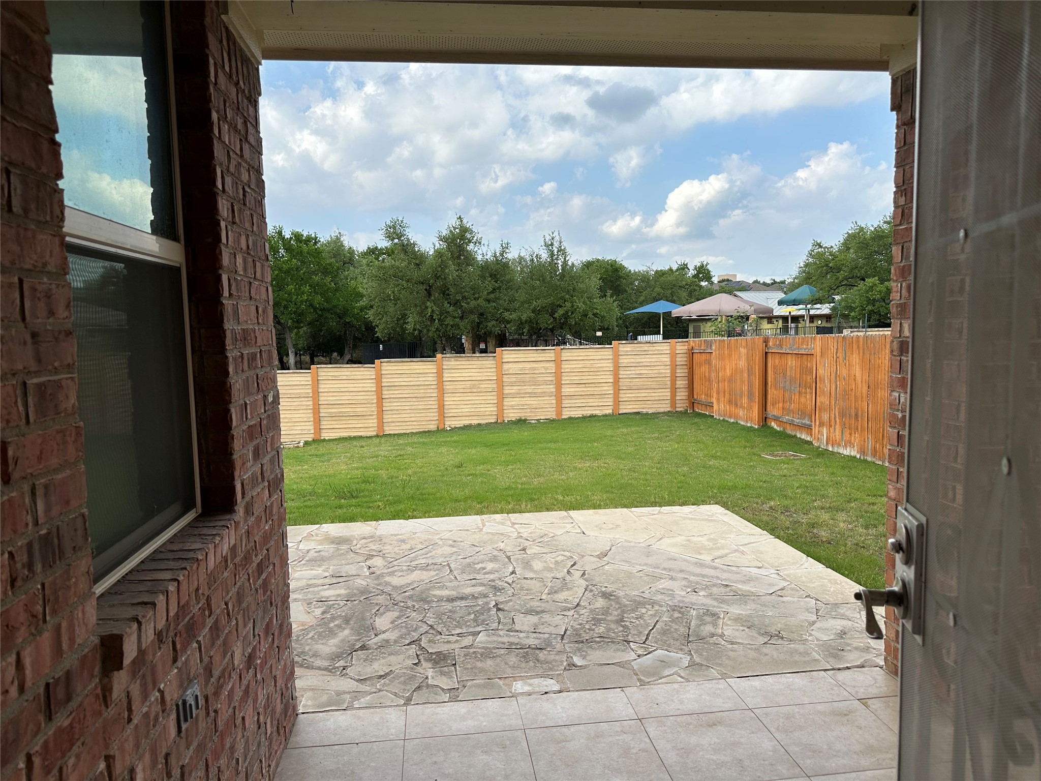 main property photo 29
