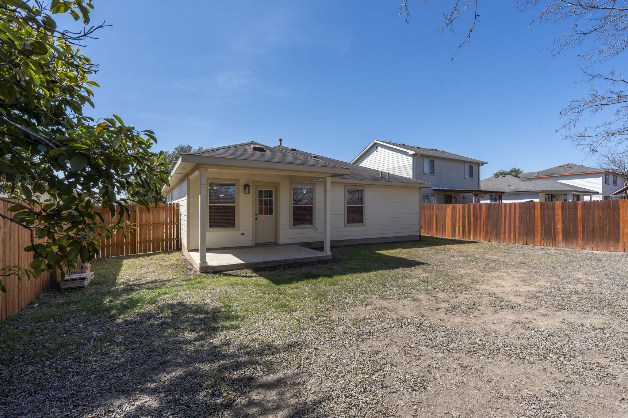 main property photo 24