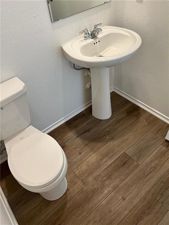 main property photo 12