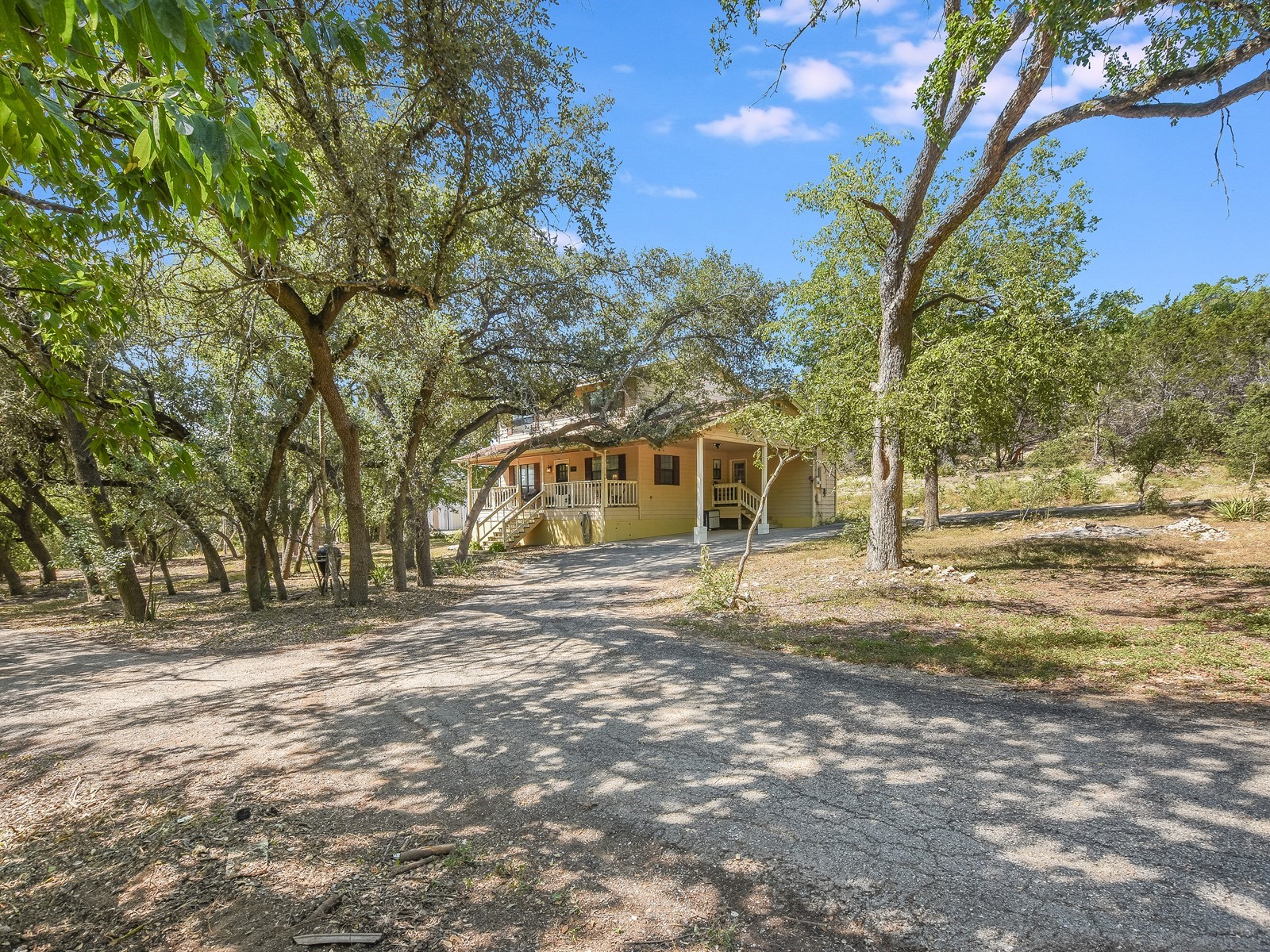 main property photo 6