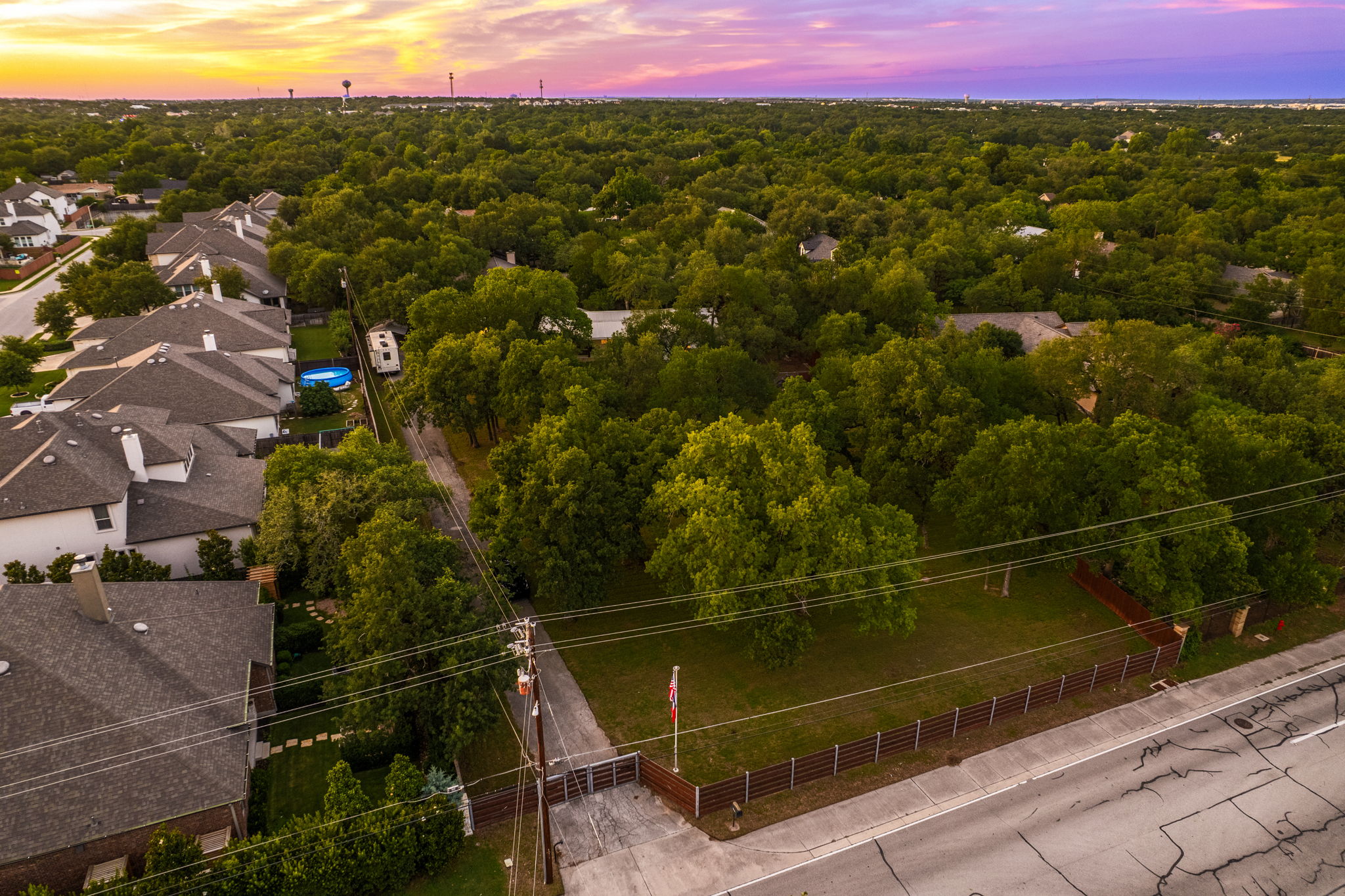 main property photo 37