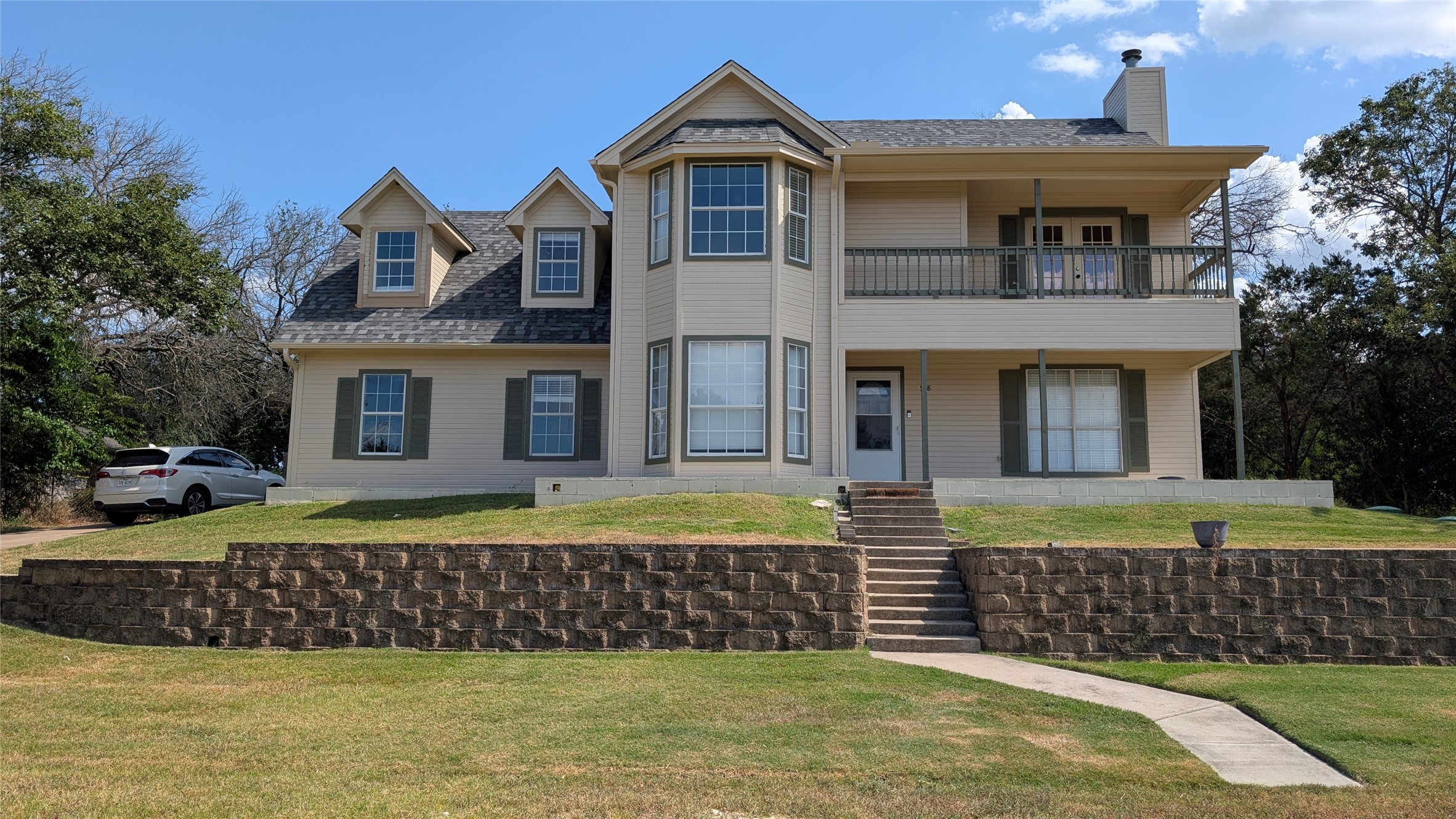 main property photo 1