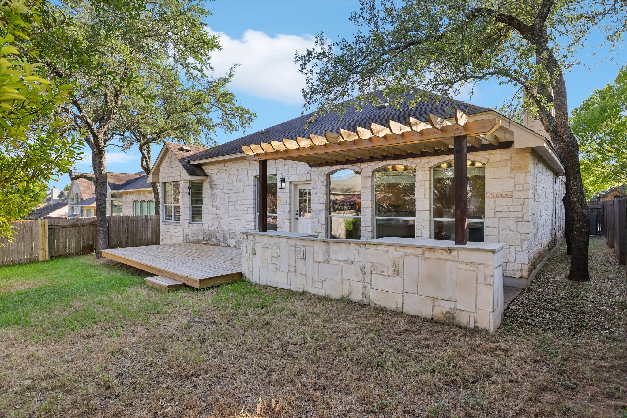 main property photo 19