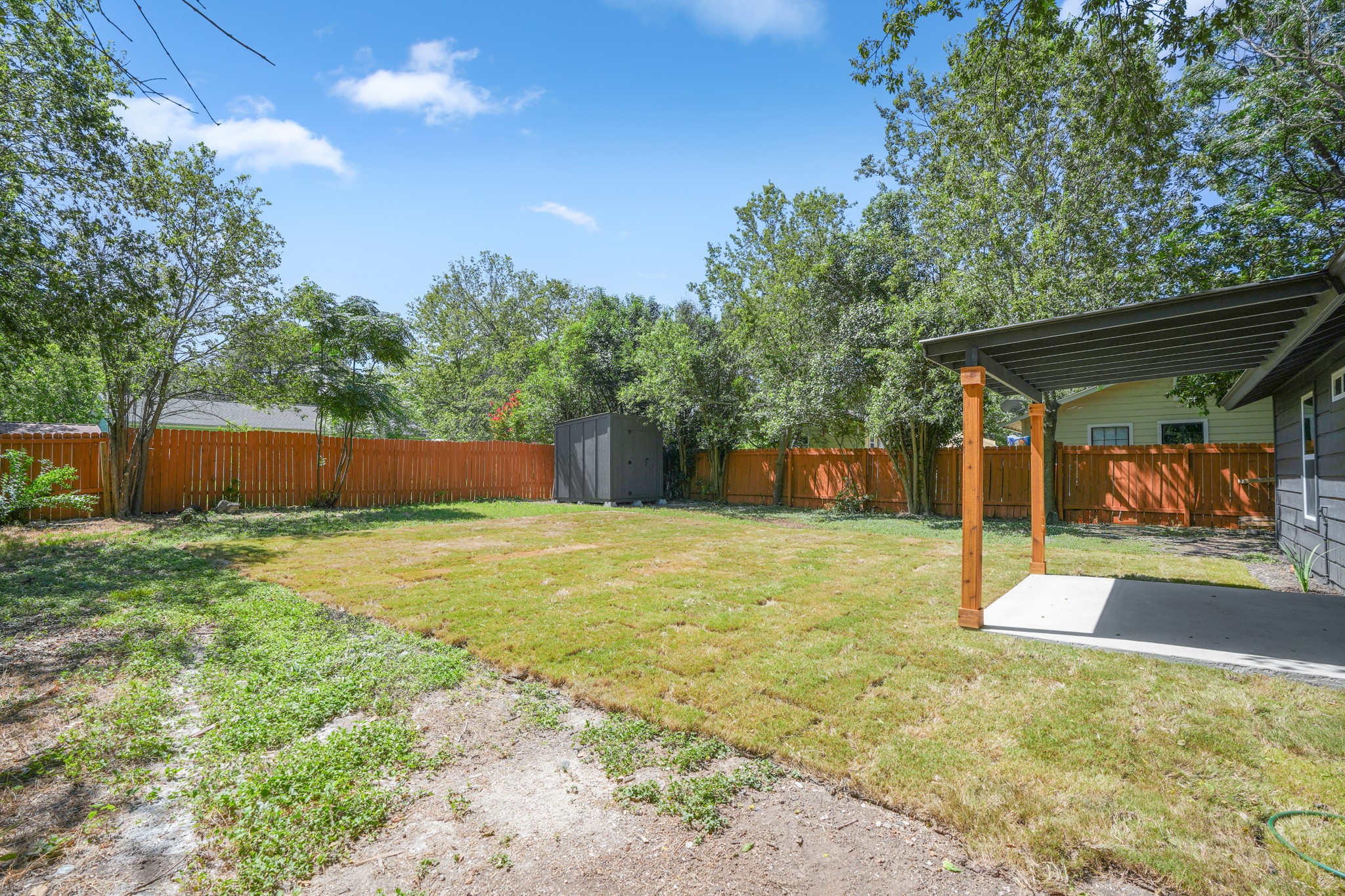 main property photo 21