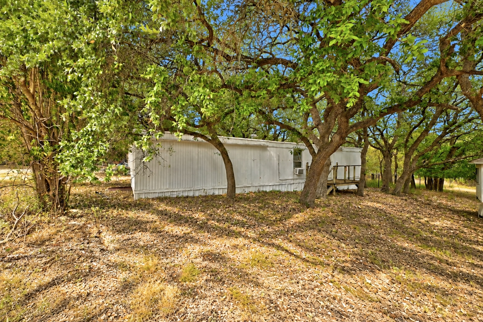 main property photo 20