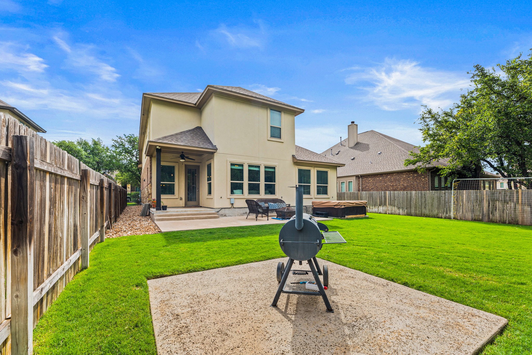 main property photo 29