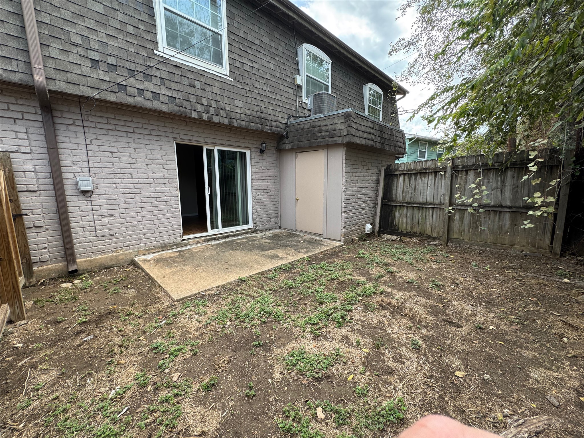 main property photo 17