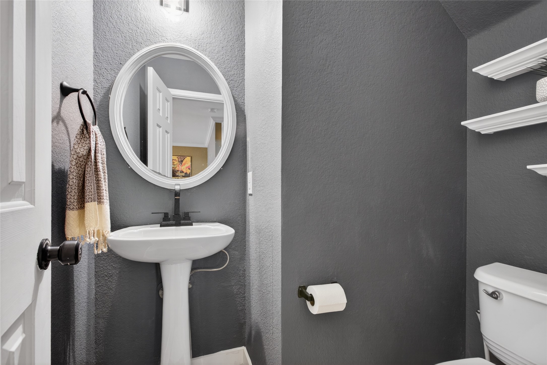 main property photo 16