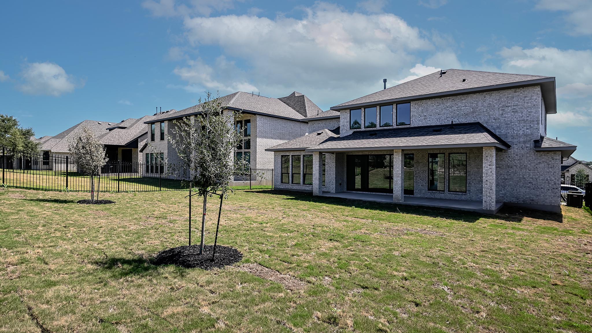 main property photo 24