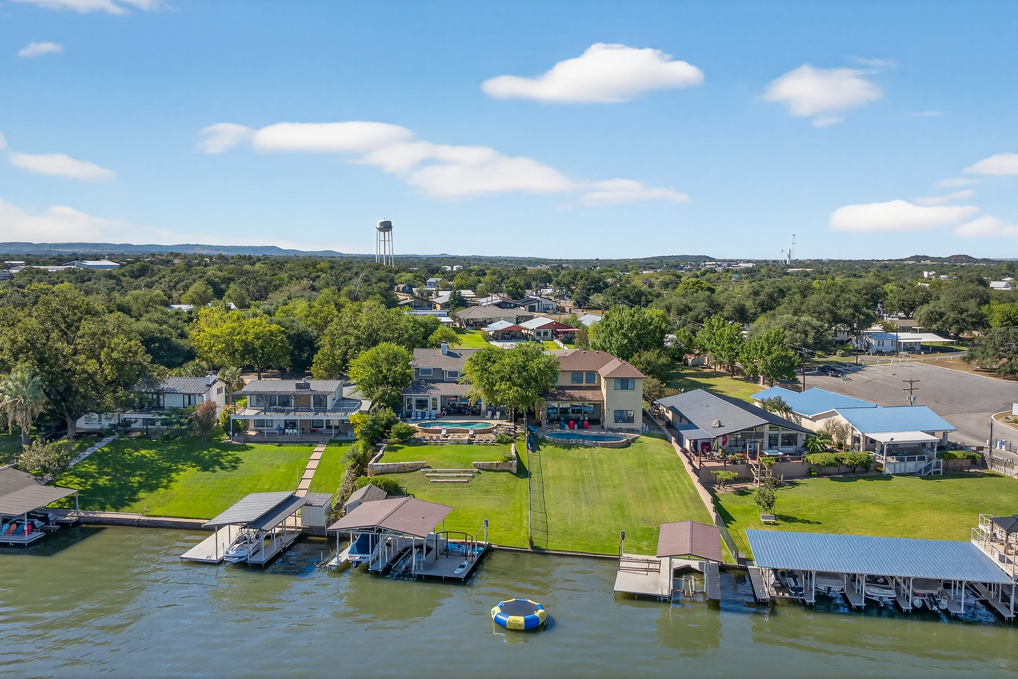 main property photo 27