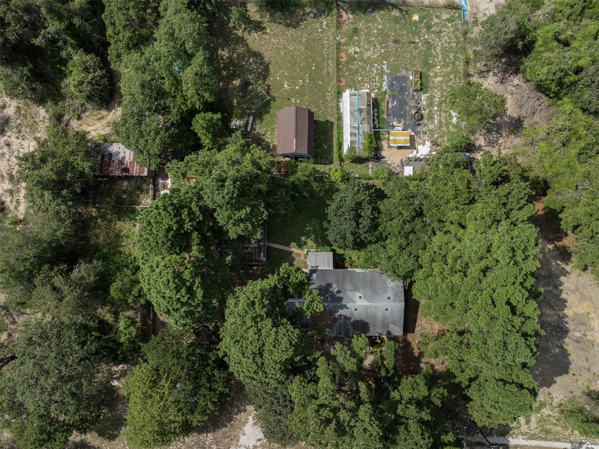 main property photo 10