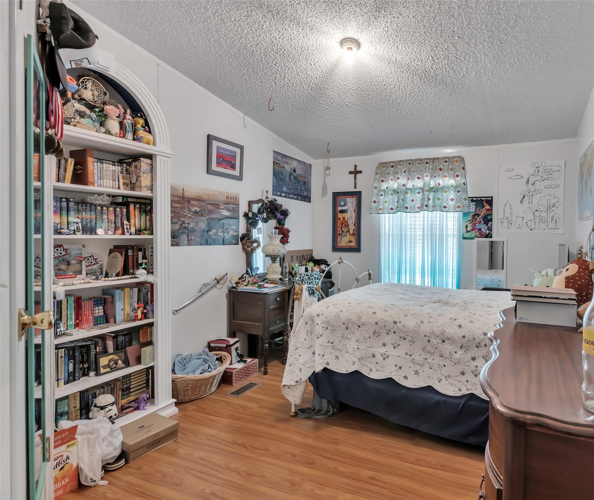 main property photo 15