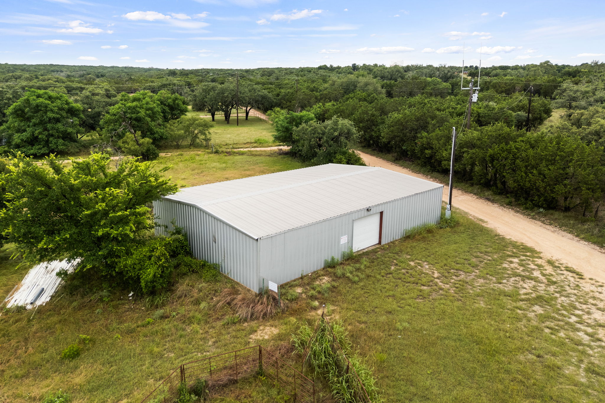 main property photo 15