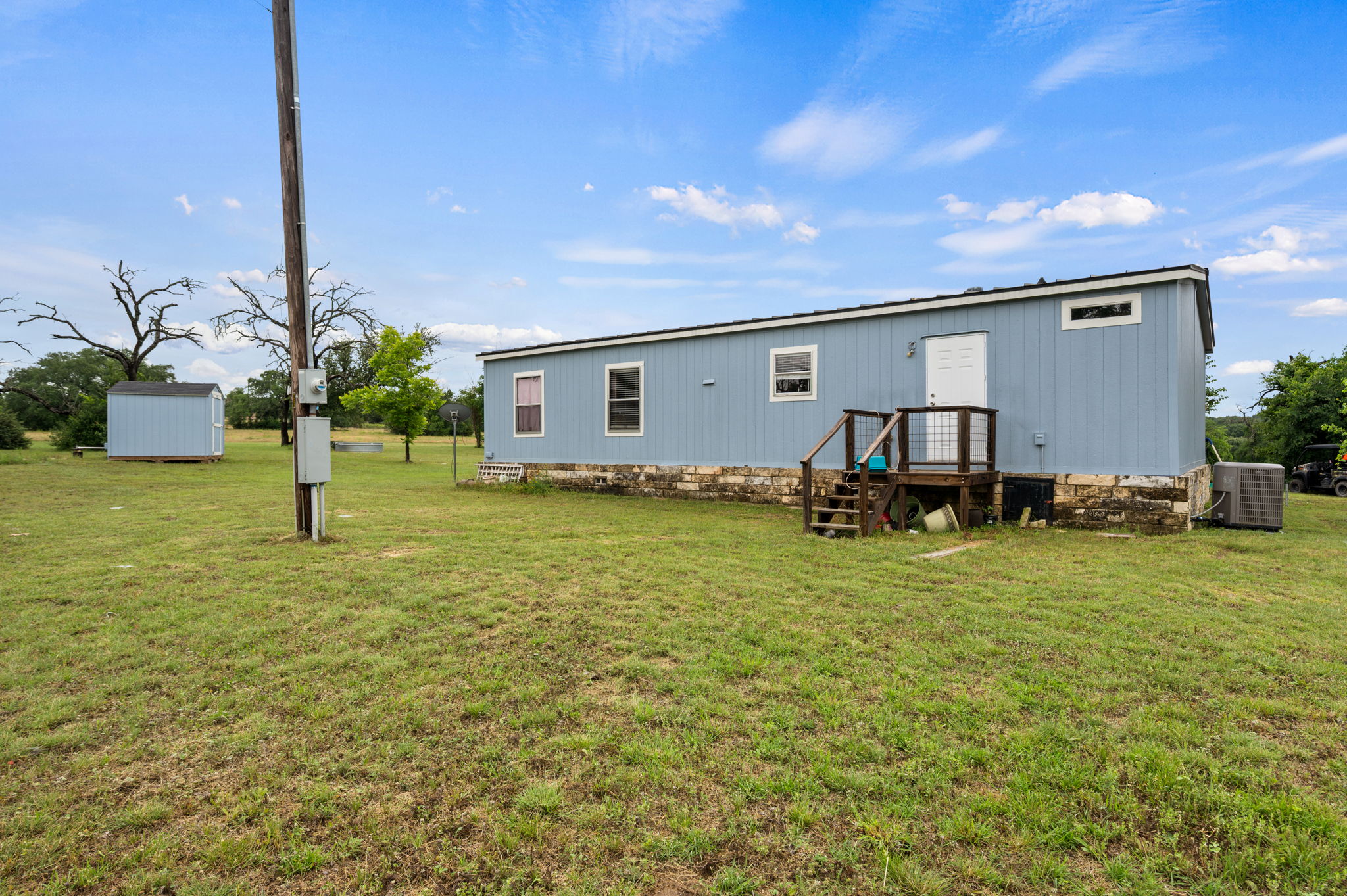 main property photo 5
