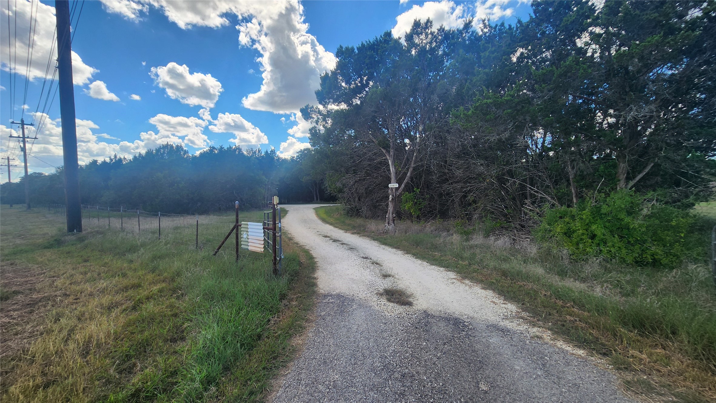 main property photo 14