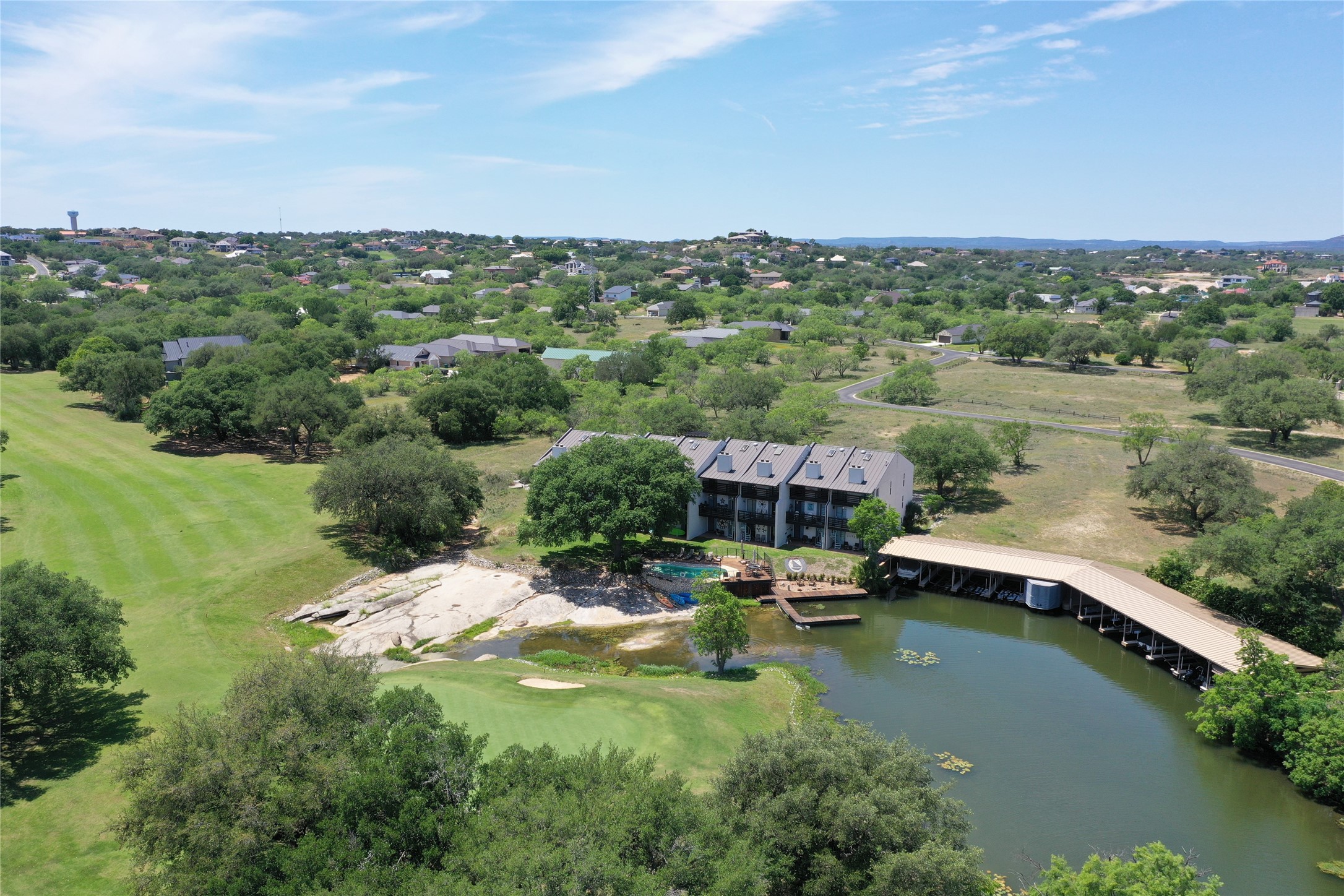 main property photo 19