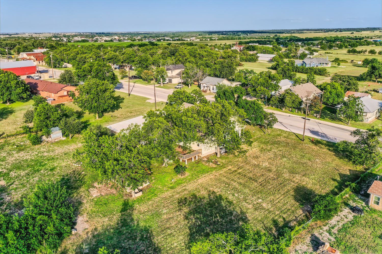 main property photo 32