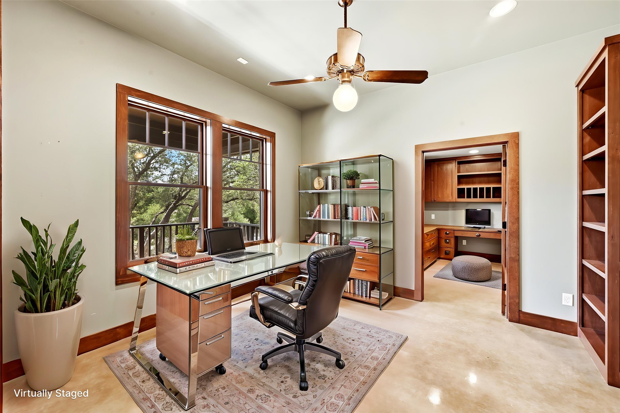 main property photo 11