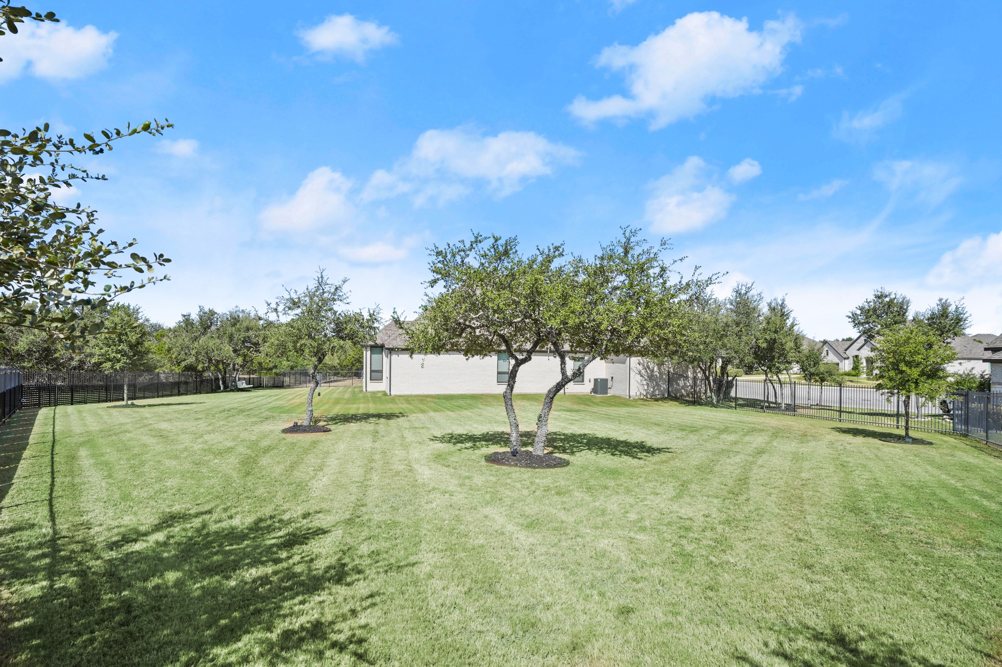 main property photo 29