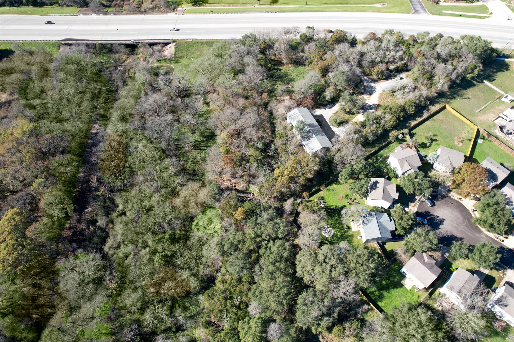main property photo 7