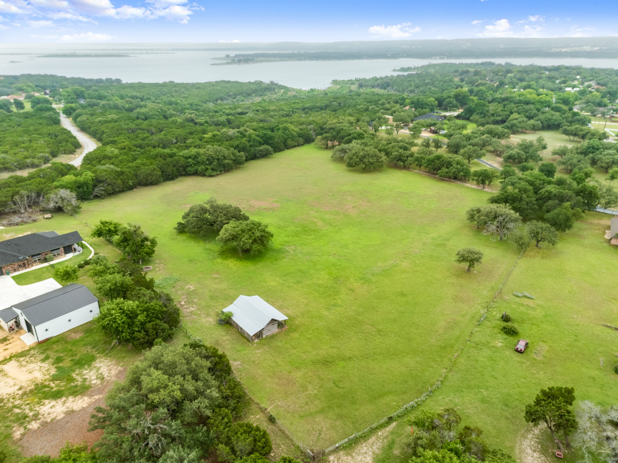 main property photo 29