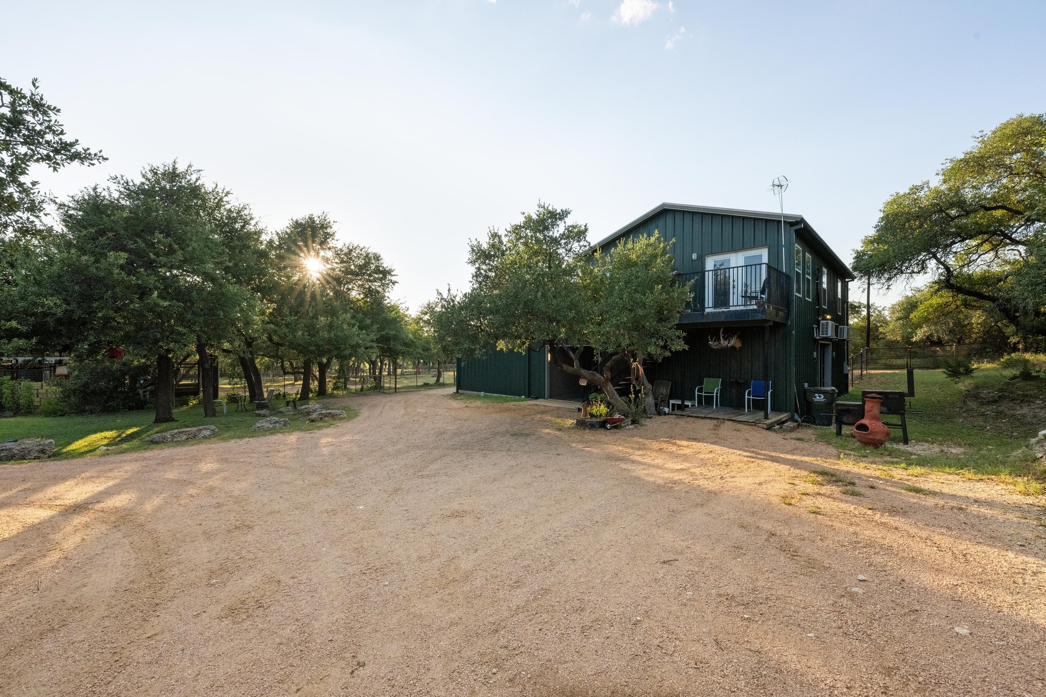 main property photo 29