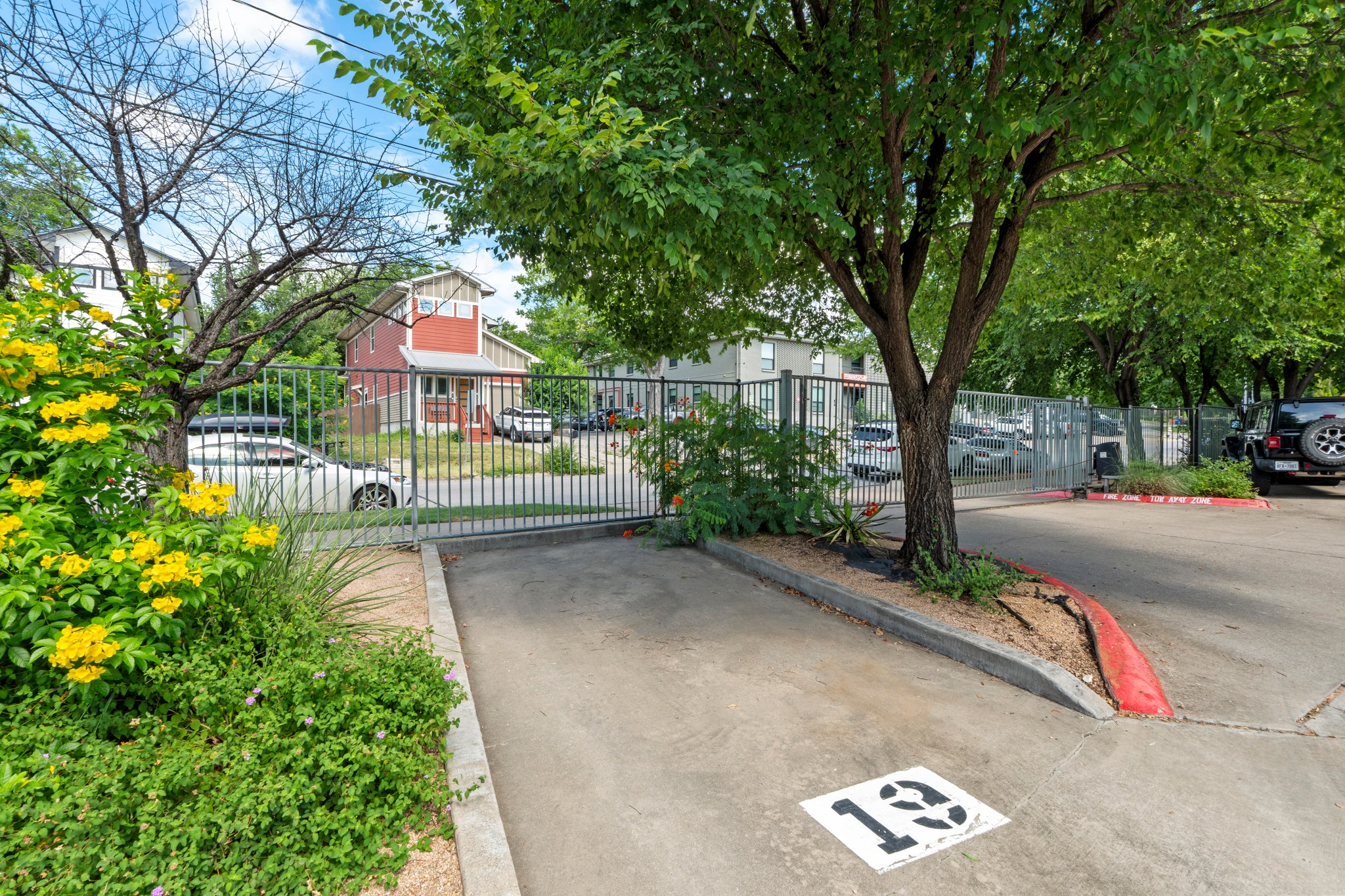 main property photo 25