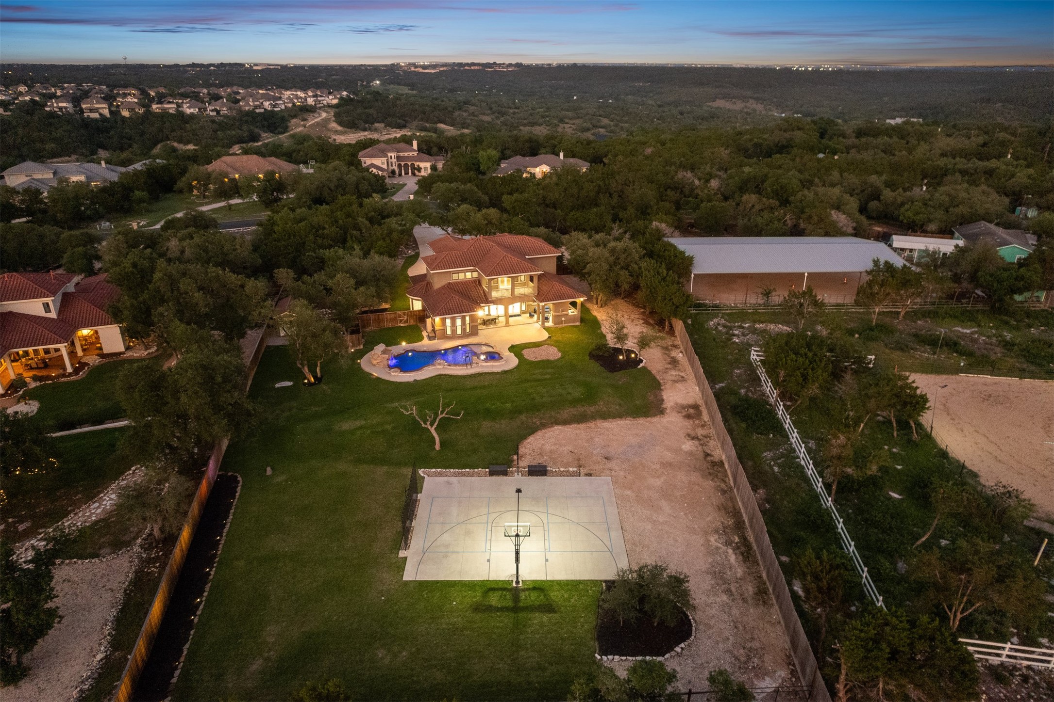 main property photo 39